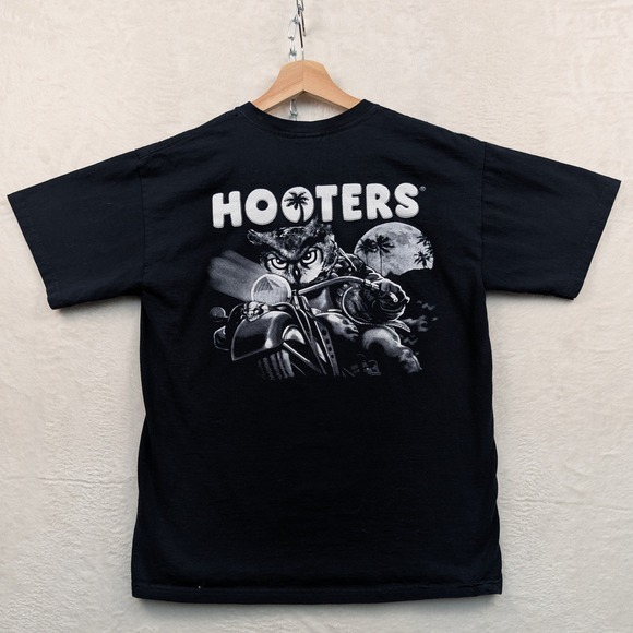 Gildan Other - VTG Gildan Hooters T-Shirt Men's M Black Owl Biker Port Charlotte Florida Y2K